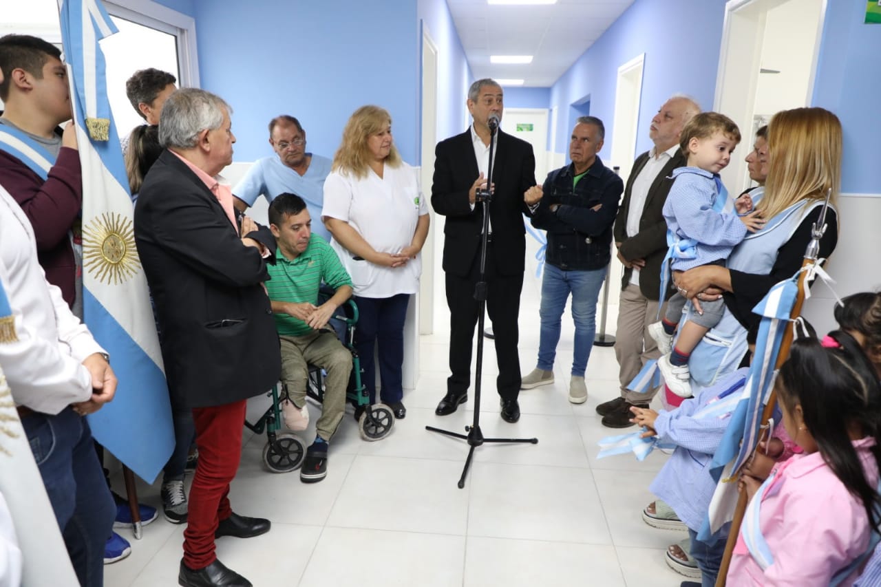 Más salud: Ferraresi inauguró la ampliación de la Unidad Sanitaria de Isla Maciel