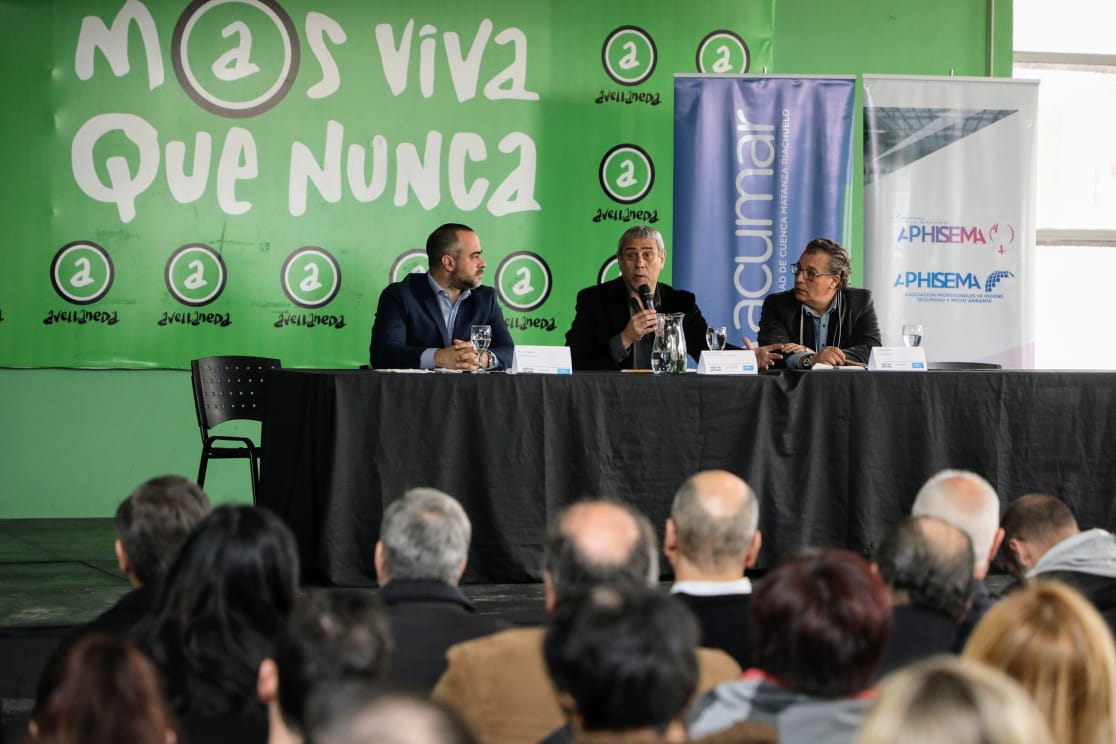 Ferraresi inauguró una jornada de capacitación destinada a la mejora ambiental de la Cuenca Matanza Riachuelo