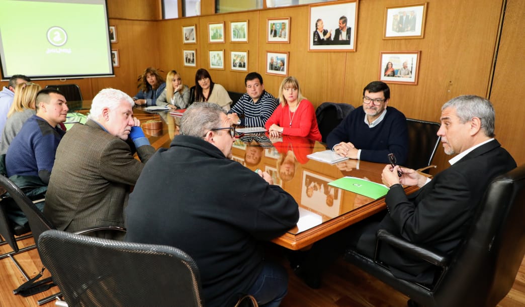 Ferraresi lleva el aumento salarial al 56% para que los municipales de Avellaneda le ganen a la inflación