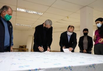 Ferraresi firmó un convenio con PAMI para que centros de jubilados reciban el Subsidio Solidario de Sostenimiento