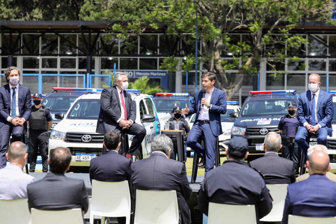 Ferraresi acompañó al presidente Alberto Fernández en la entrega de nuevos patrulleros para Lomas de Zamora