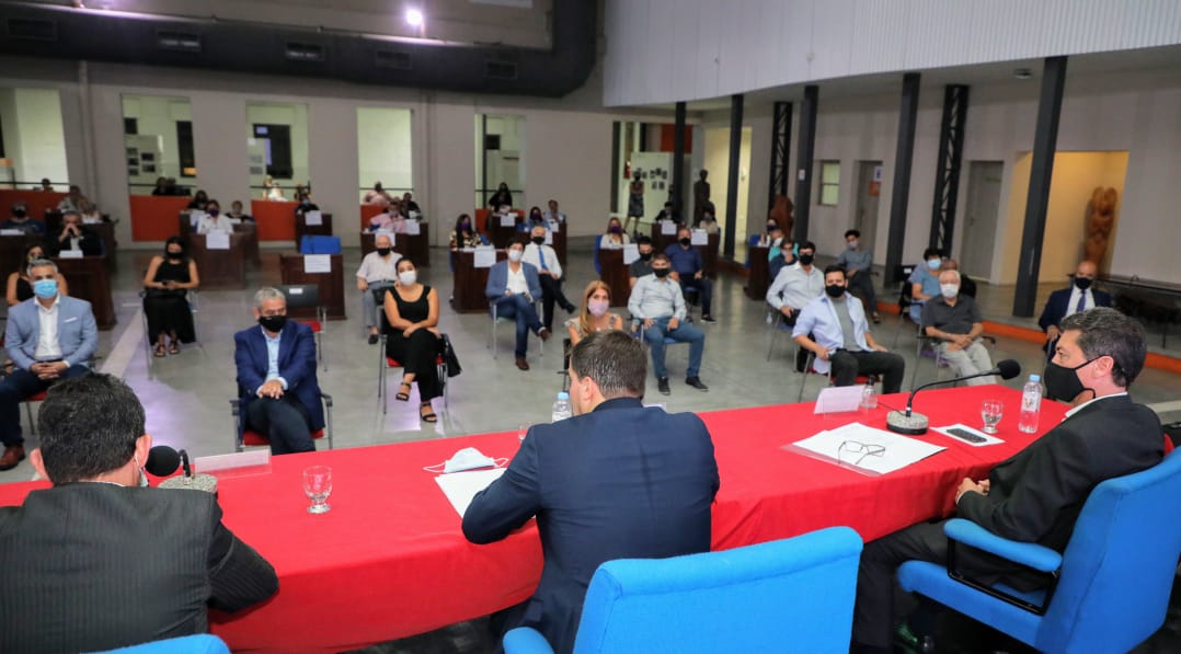 El intendente Chornobroff inauguró el 108° período legislativo en Avellaneda
