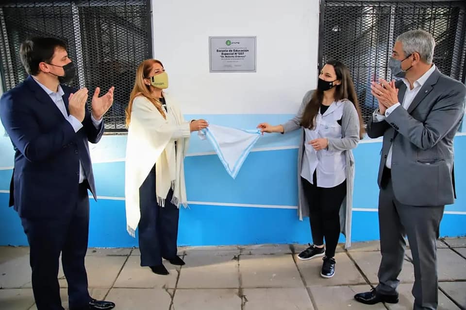 El municipio inauguró obras en la Escuela de Educación Especial Nº507 de Villa Corina