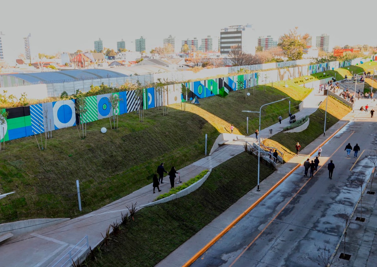 Jorge Ferraresi, Alejo Chornobroff y Magdalena Sierra inauguraron el Parque Lineal Municipal “Terrazas de Croatto” en Avellaneda