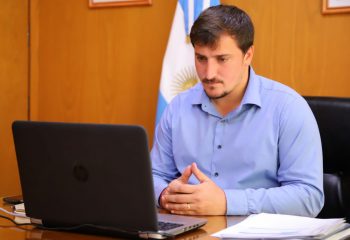 El Intendente de Avellaneda, Alejo Chornobroff mantuvo una reunión virtual con el Gobernador Axel Kicillof