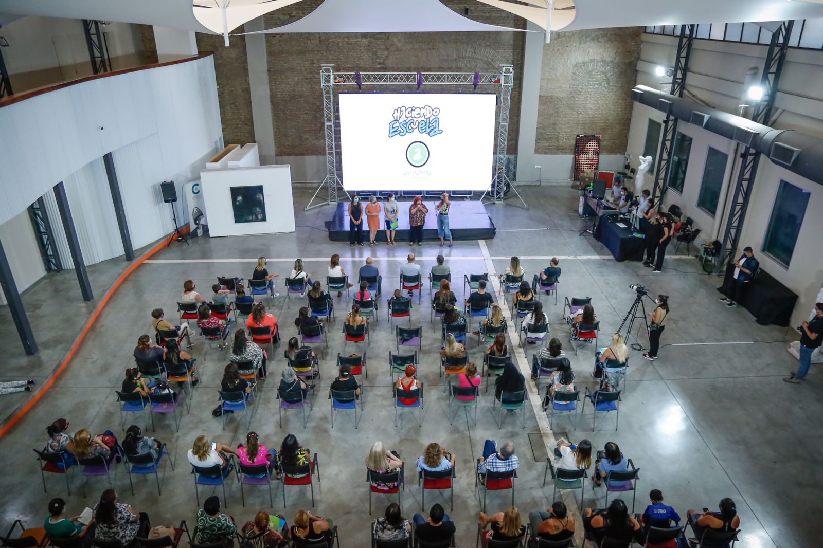 Nueva entrega de subsidios a instituciones educativas de Avellaneda