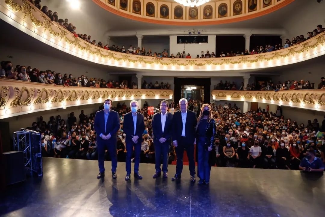 Los ministros Ferraresi y Sileoni relanzaron el Programa “Haciendo Escuela, Cuidando el Futuro”