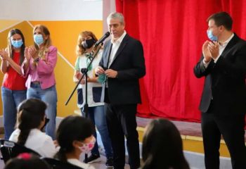 La Escuela Primaria de Isla Maciel inauguró sus renovadas instalaciones