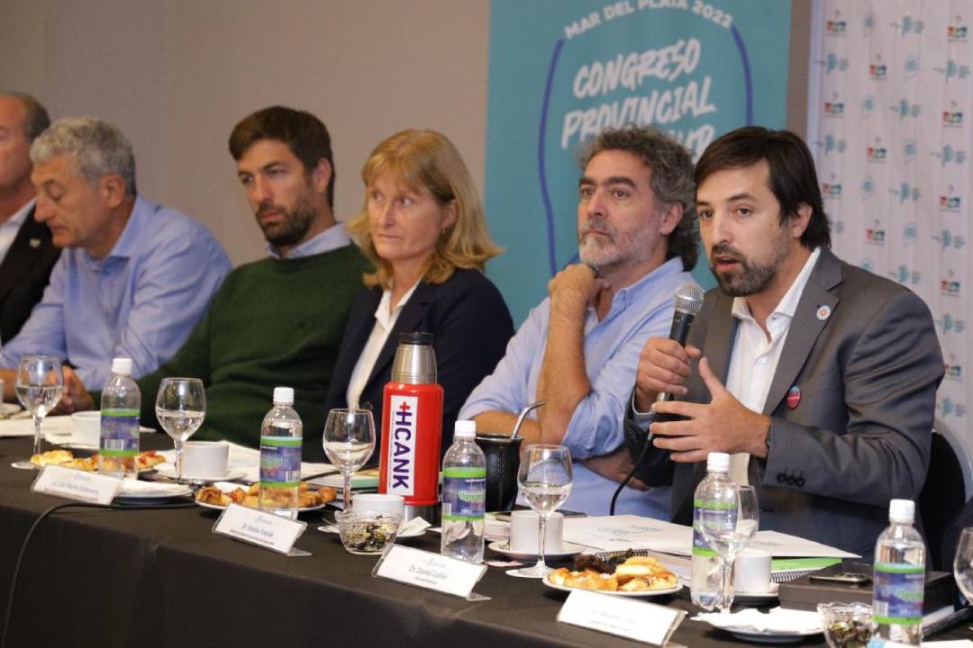 El intendente Chornobroff participó de la Asamblea del COSAPRO ...