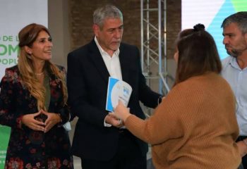 Construir Futuro: Emprendedores de Avellaneda recibieron microcréditos