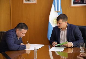 La Municipalidad de Avellaneda firmó acuerdos de precios accesibles para verduras y pan