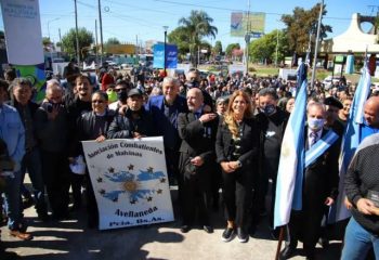 Homenajes en Avellaneda a 40 años de Malvinas