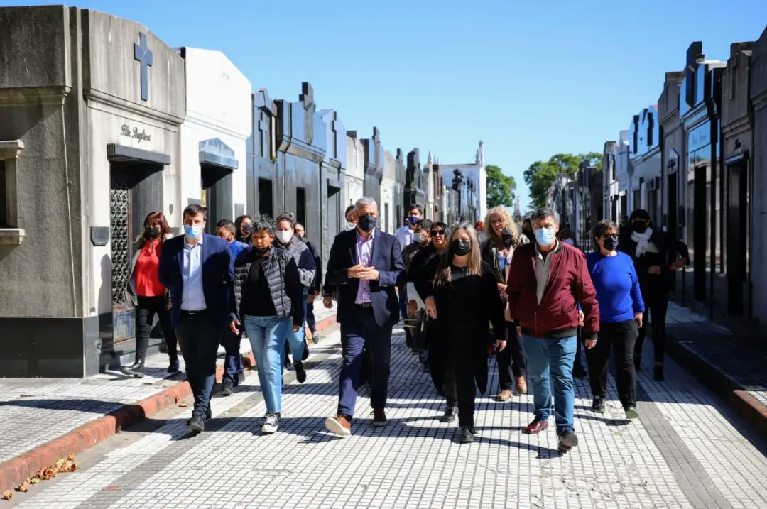 Se inauguró la puesta en valor e intervención artística del Sector 134 del Cementerio de Avellaneda