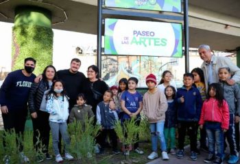 Ferraresi y Chornobroff inauguraron el Paseo de las Artes