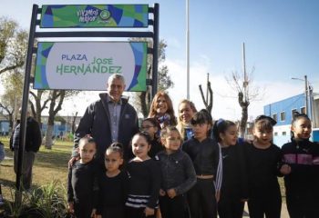 La Municipalidad de Avellaneda inauguró la puesta en valor de la Plaza José Hernández de Isla Maciel