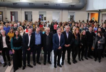 Los ministros Ferraresi y Sileoni participaron del acto de promoción de Directorxs Titulares de Educación Primaria