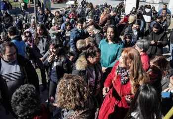 Magdalena Sierra participó de una jornada de controles oftalmológicos y entregó lentes en Villa Corina