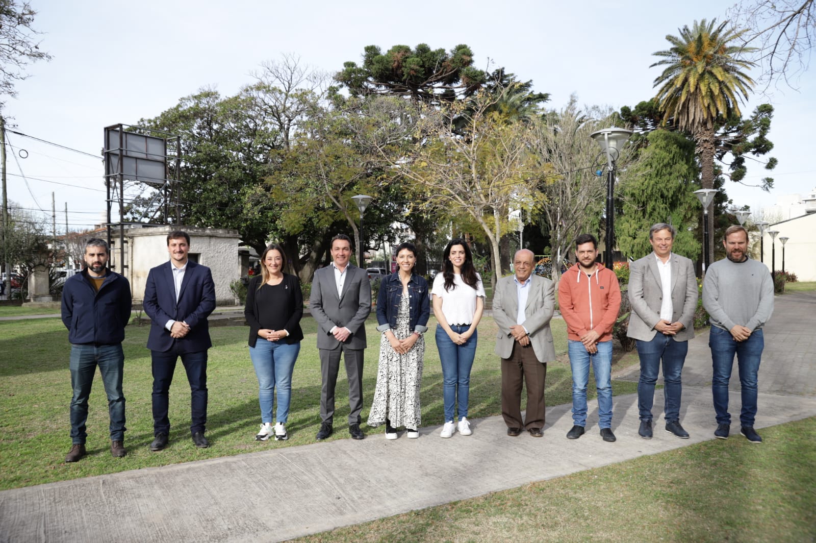 El intendente Chornobroff participó de una reunión de trabajo y firmó convenios con PAMI