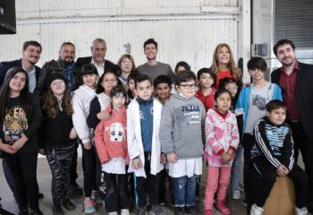 Jorge Ferraresi visitó la Feria Regional de Educación, Artes, Ciencias y Tecnologías en La Estación