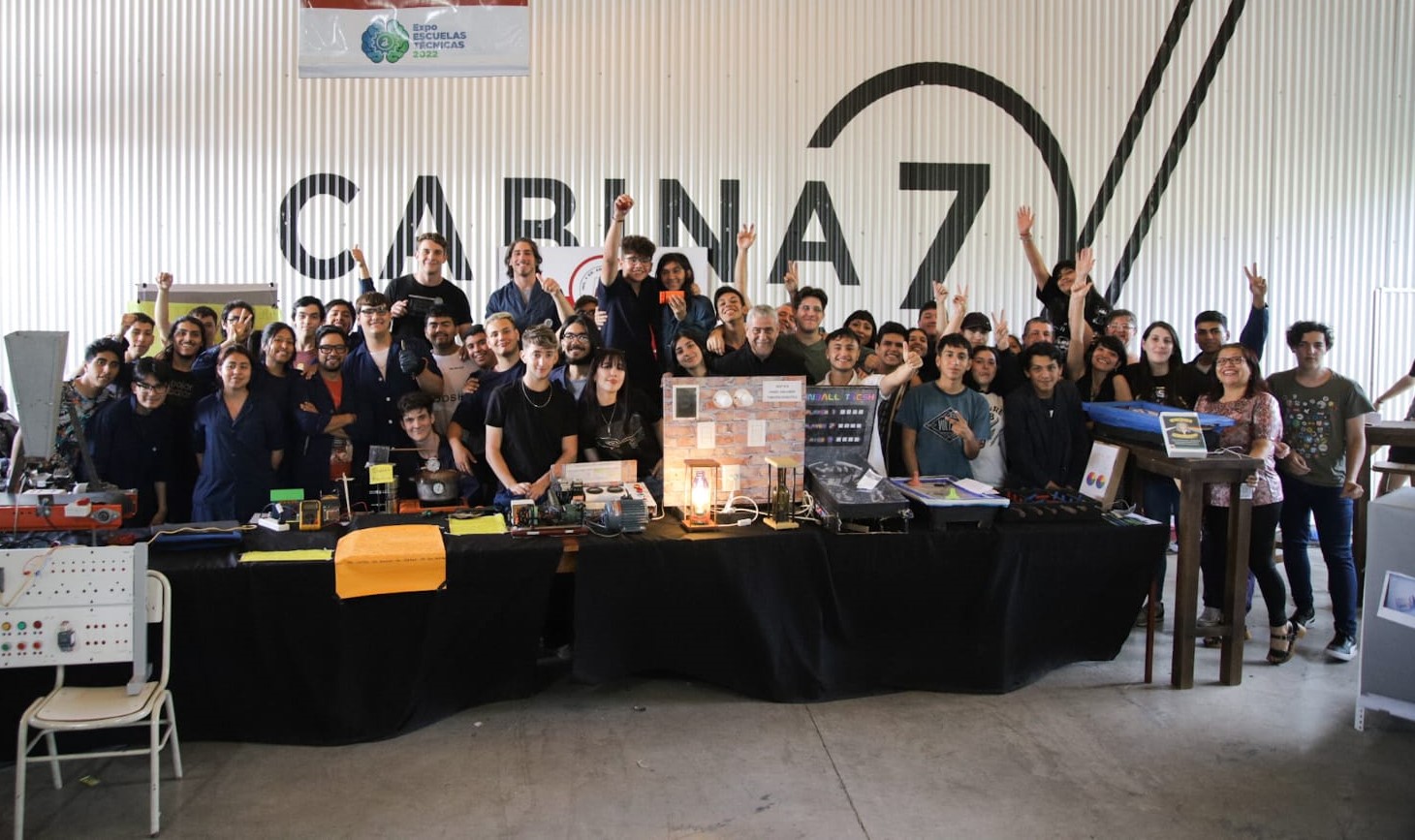 Jorge Ferraresi visitó la «Expo Escuelas Técnicas 2022»