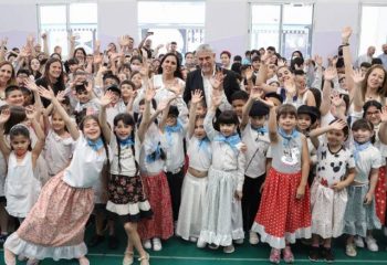 Ferraresi inauguró obras en la Primaria 16 de Villa Domínico