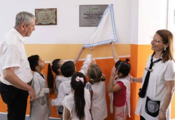 Jorge Ferraresi inauguró obras en la escuela primaria N°23