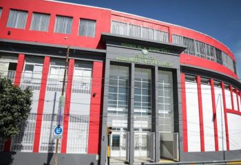 Ferraresi inauguró obras de remodelación integral en la Primaria Nº 28