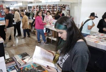 La Feria del Libro Avellaneda convocó a una gran cantidad de visitantes