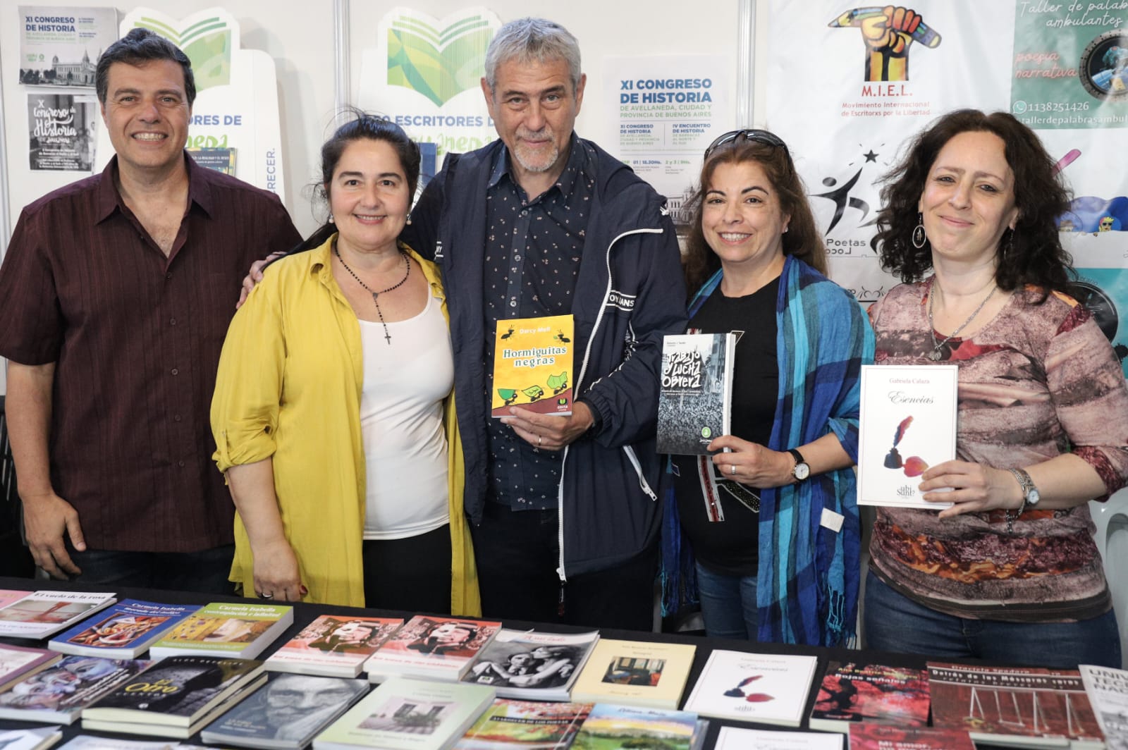 La Feria del Libro Avellaneda convocó a una gran cantidad de visitantes