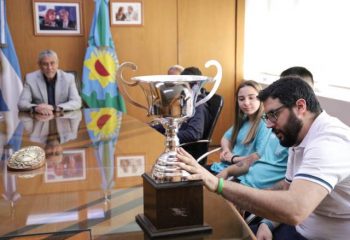 Jorge Ferraresi recibió a los medallistas locales de los Juegos Nacionales Evita