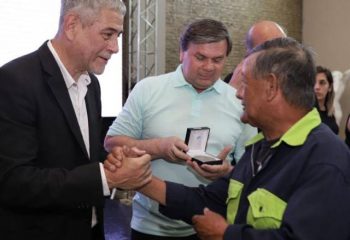 El Municipio de Avellaneda homenajeó a lxs trabajadorxs con 25 años de servicio