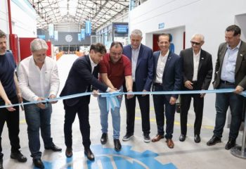 El Gobernador Kicillof inauguró un centro de capacitación de la UOM en Avellaneda