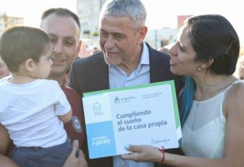 Veinte familias recibieron sus viviendas en el Barrio La Saladita