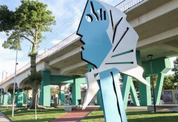 El intendente Ferraresi inauguró la remodelación integral del Paseo Mujeres Argentinas