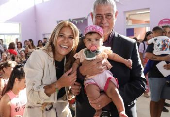 El intendente Ferraresi y el ministro Maggiotti inauguraron el Jardín Maternal Municipal en Villa Tranquila