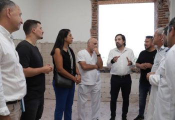 El ministro Kreplak visitó las obras en el Hospital Presidente Perón