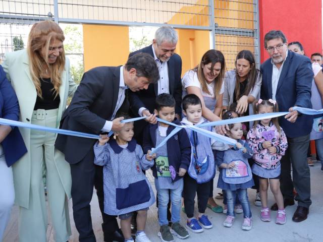 Kicillof y Ferraresi inauguraron el jardín provincial 920 de Gerli