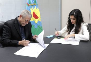 El Municipio y Pami suscribieron un convenio para fortalecer la atención médica de afiliadxs de Avellaneda
