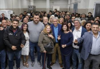 Ferraresi participó de la inauguración del Centro de Producción y Formación Laboral «27 de abril» en Villa Domínico