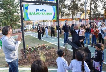 Ferraresi inauguró dos plazas y un centro de monitoreo en Sarandí
