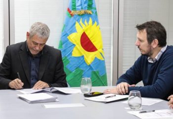Avellaneda firmó un convenio de la línea Municipios Bonaerenses 2023 de Provincia Leasing