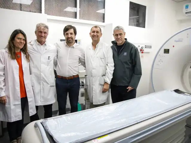 El Ministerio de Salud bonaerense entregó equipamiento a los hospitales de Avellaneda