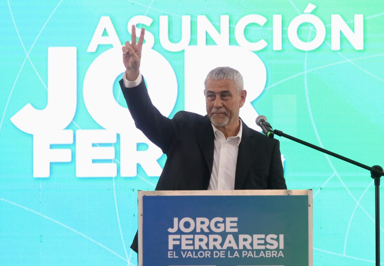 Jorge Ferraresi asumió su cuarto mandato al frente del municipio de Avellaneda