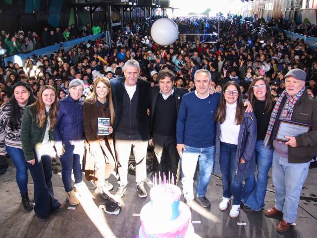 Ferraresi y Kicillof celebraron en Avellaneda los 15 años del “Envión”